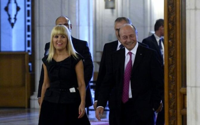 Traian Basescu, gelos nevoie mare pe cei care roiau in jurul Elenei Udrea